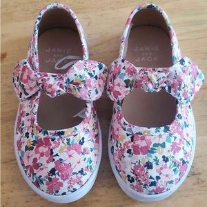 Janie Jack toddler girl size 8 floral Mary Jane spring Easter shoes worn once